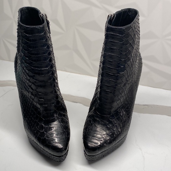 Barbara Bui snakeskin bootie - Picture 7 of 7